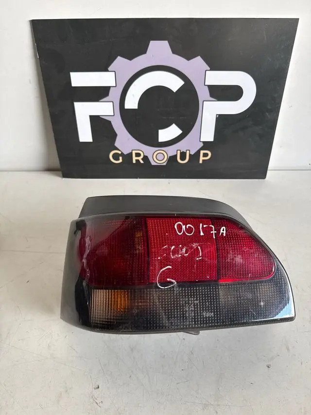 Piloto trasero izquierdo Renault clio I Referencia original : 7700827551