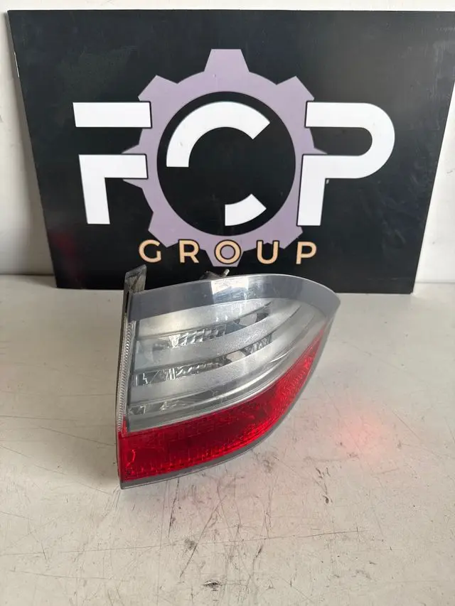 Piloto trasero derecho para Ford S-MAX Referencia original : : 2SD009231-02