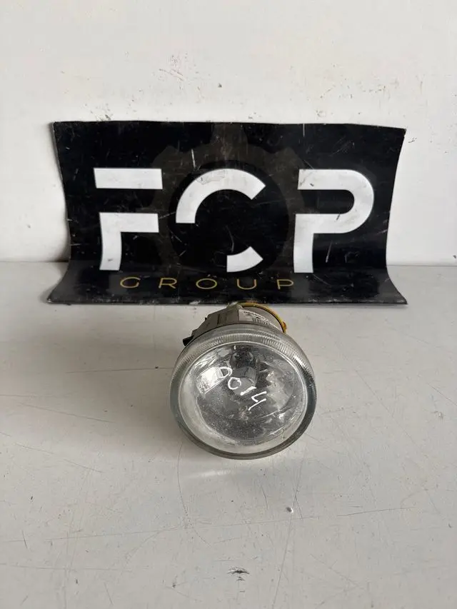 Faro antiniebla Citroen c3 / Peugeot Referencia original : 9648947780