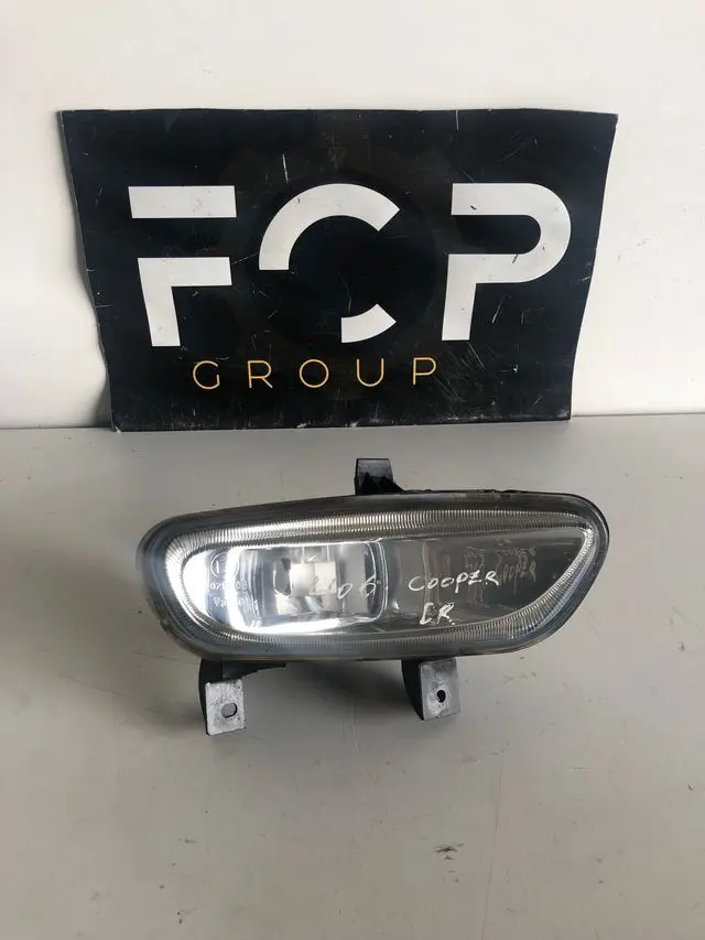 Faro antiniebla delantero derecho Peugeot 406 coupe
