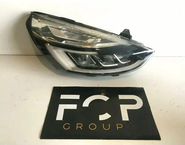 Faro derecho Xenon + LED Renault Clio 4 2012-2020 Referencia original : 260100274R