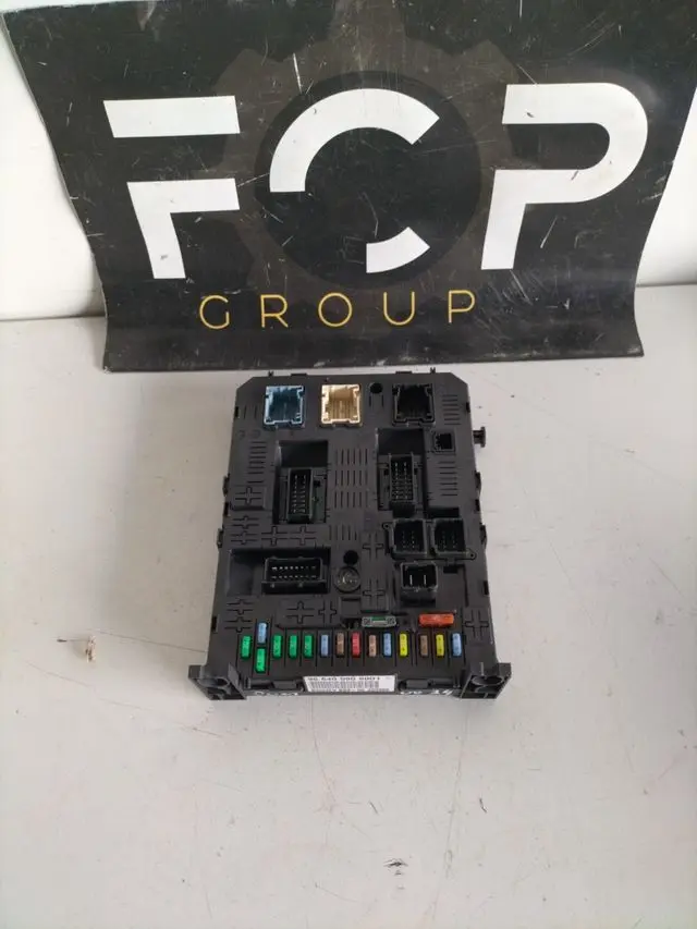 BSI Peugeot Citroën Referencia original : 9664059080