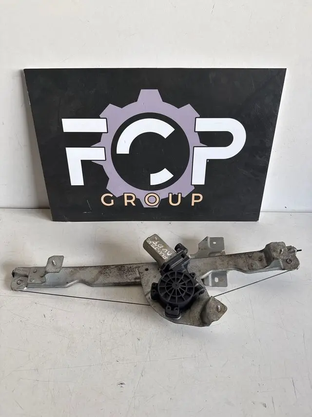 Motor de elevalunas delantero derecho para Dacia Duster 2010-2018 Referencia original : 8200733828 / 5YY0043 / 9030256