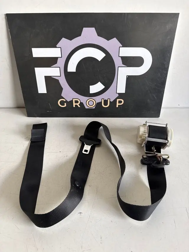 Cinturón de seguridad delantero derecho - izquierdo Ford Focus II 2004-2008 Referencia original : 4M51B61294AL / 33032069