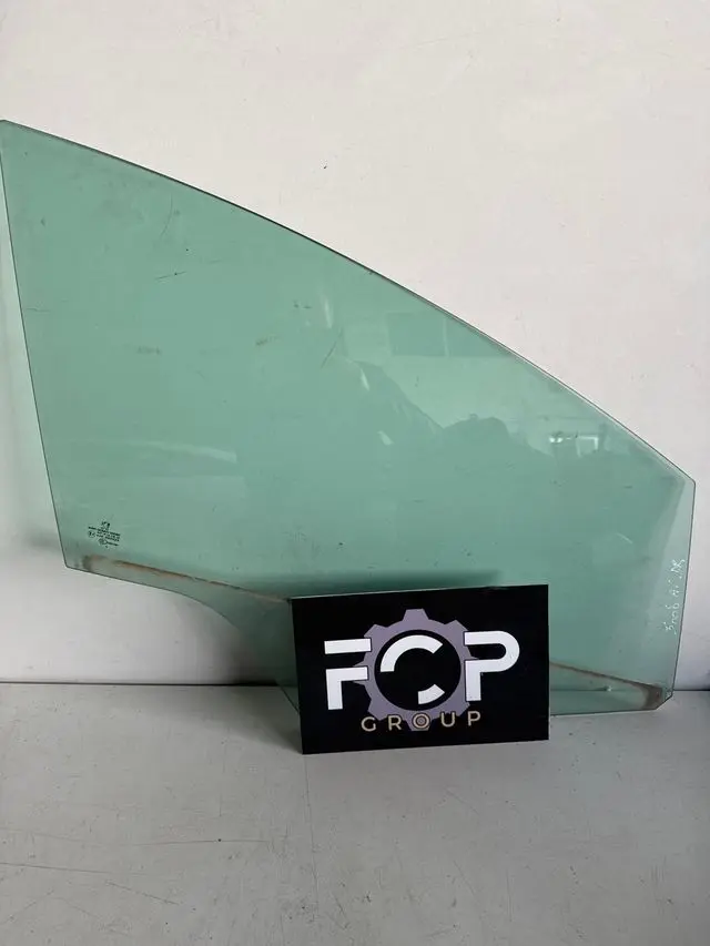 Luna delantera derecha peugeot 5008 2009-2017