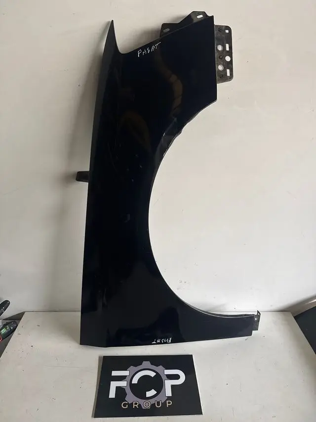 Aleta Delantera derecha VOLKSWAGEN Passat B6 2005-2010