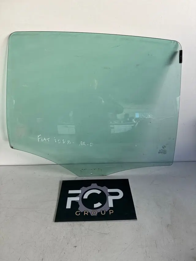 Luna / cristal / ventana  trasera derecha Fiat Idea