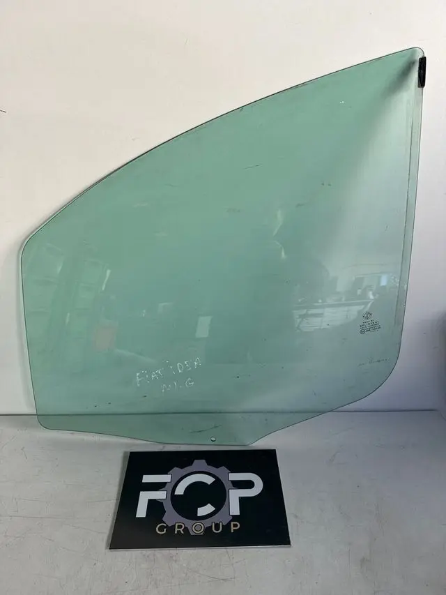 Cristal / Luna Delantera izquierda para Fiat Idea 2003-2009