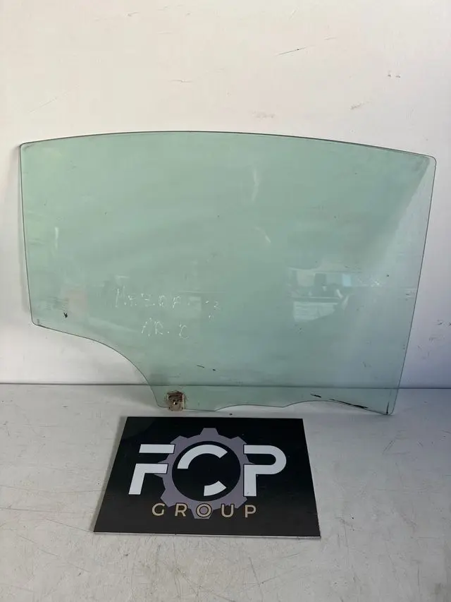 Cristal/luna/ ventana trasera derecha Mazda 3 2003-2009