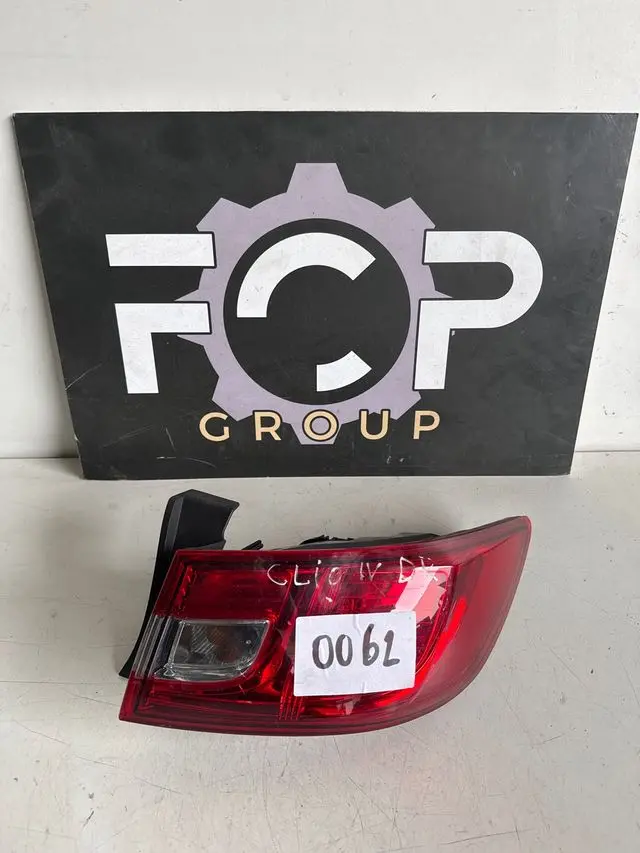 Piloto trasero derecho Renault clio IV 2012-2020 referencia original : 265502631R