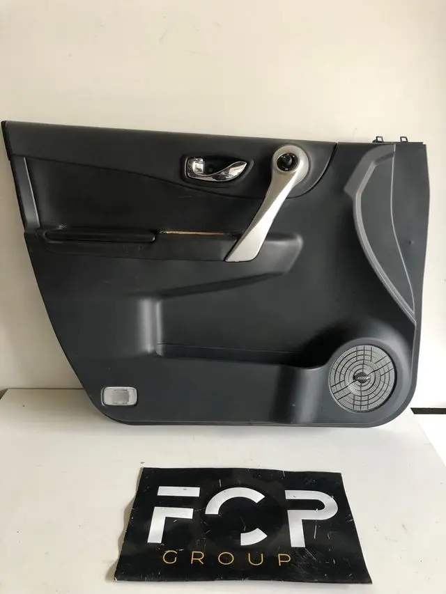 Panel / Guarnecido delantero izquierdo Renault koleos seria 1