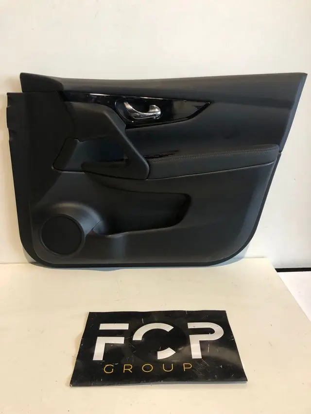 Panel / Guarnecido de la puerta derecho Nissan qashqai J11 2014+