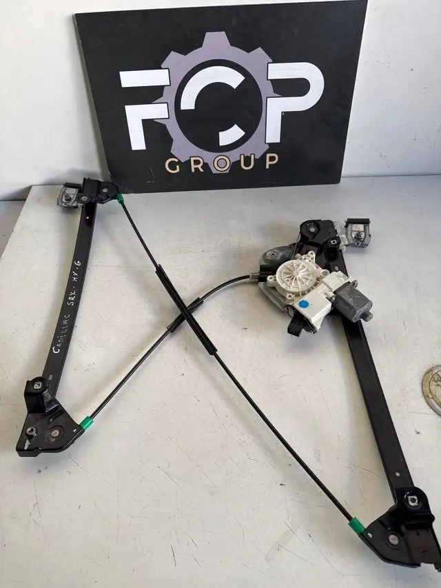 Elevalunas delantero izquierdo de Cadillac SRX. 2003-2009 Referencia original : 15252619