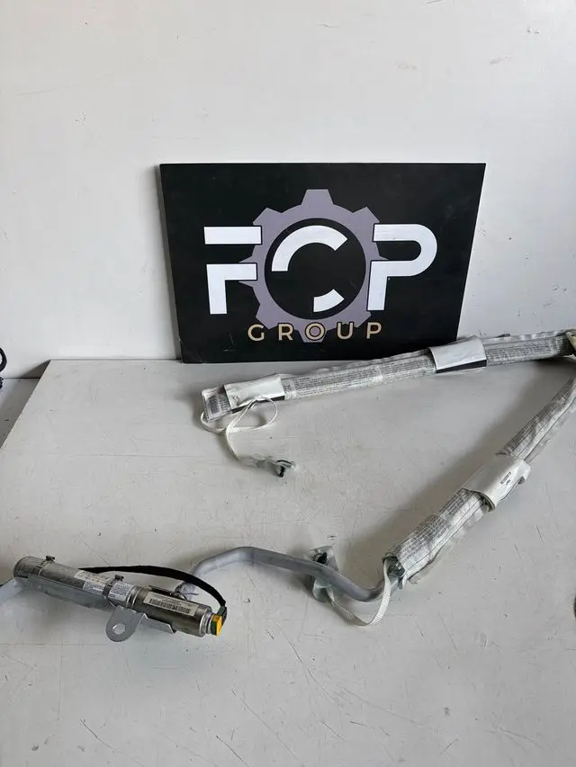 Airbag cortina lareral derecho Renault Clio III 2005-2012 Referencia original: 8200635951