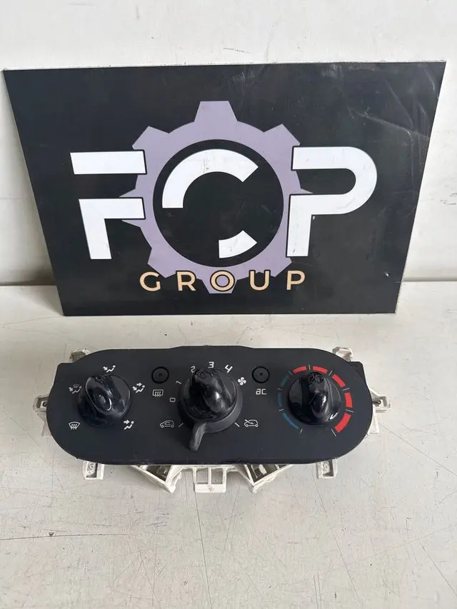 Mando aire acondiocionado / calefacción para Renault Twingo II Referencia original : 69837001