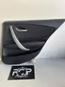 Panel de puerta trasero derecho BMW seria 1 E81 Referencia original : 8353465