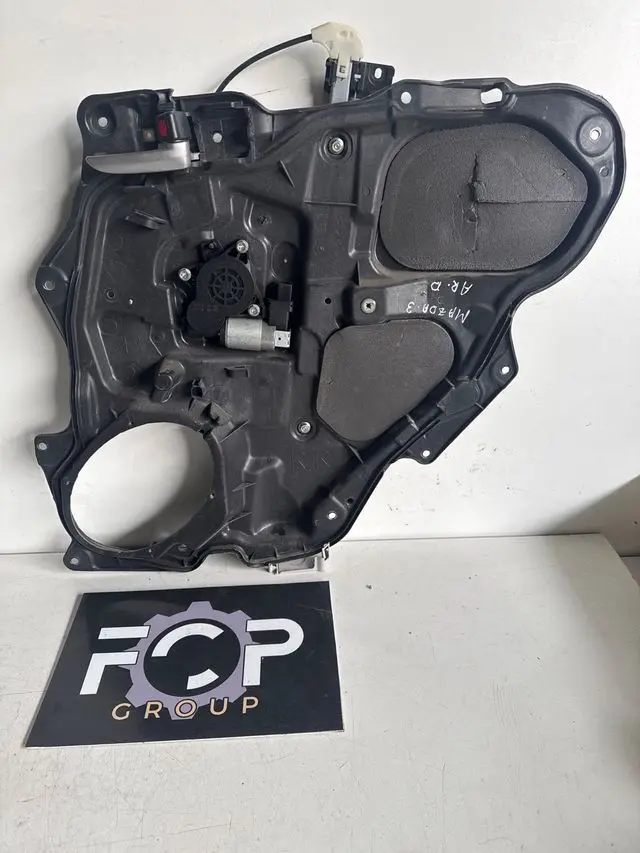 Elevalunas Trasero derecho  Mazda 3 2004-2009 Referencia original : BP4K7297XF