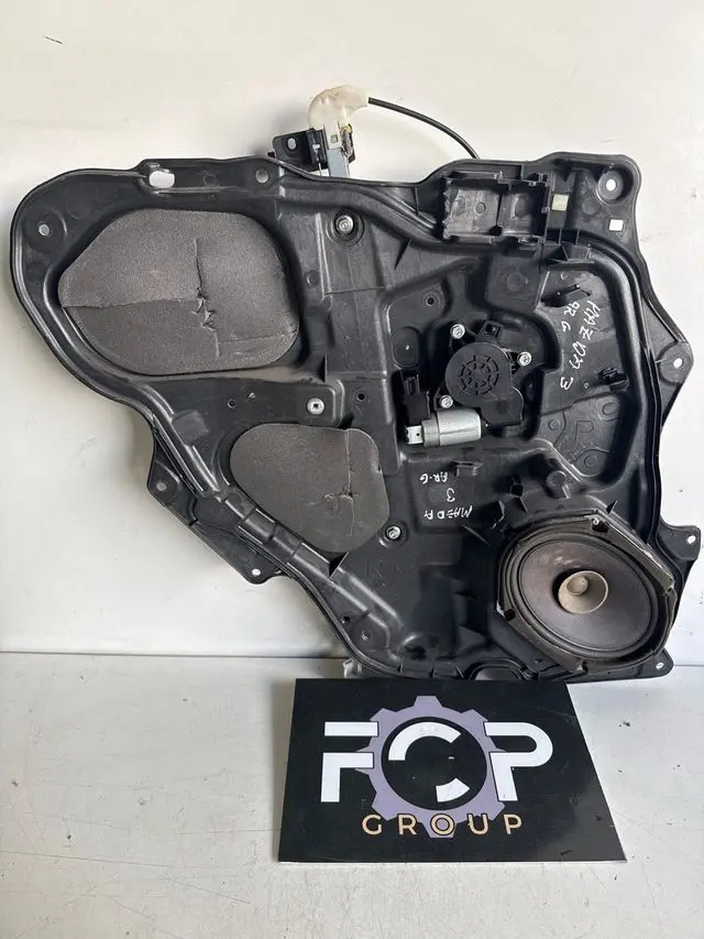 Elevalunas trasero izquierdo Mazda 3 2004-2009 Referencia original : BP4K7397XF / TD776426