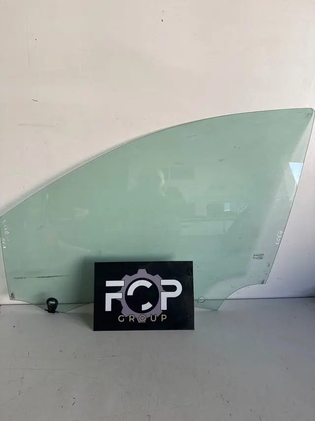 Cristal / ventana de puerta delantero izquierdo Renault Clio 3 