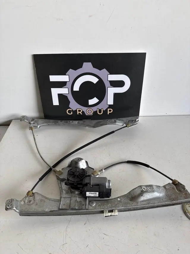 Elevalunas delantero derecho renault clio III 2005-2012 referencia original: 8200843597 / 400859J