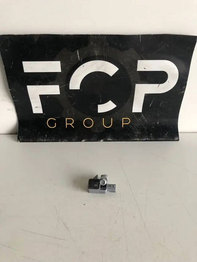 Sensor impacto airbag Renault Clio IV / captur / twingo III / Zoe Referencia original : 988339499R