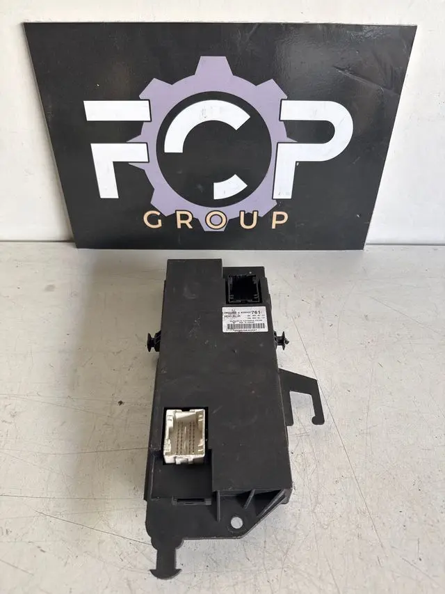 Módulo electrónico confort Renault Espace 4 Referencia original : 8200427761 / 28032556