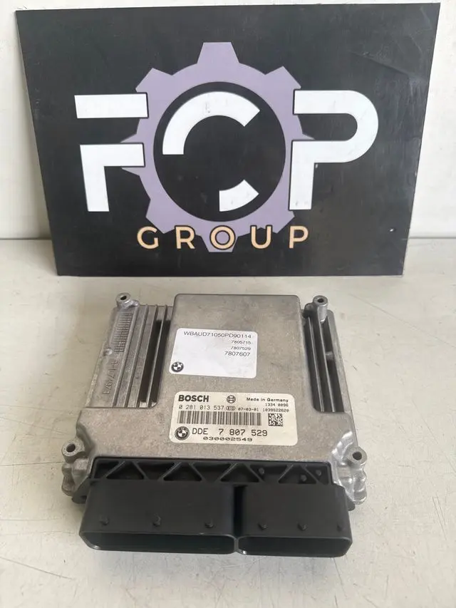 Centralita Motor Bosch BMW serie 1 E87 Referencia Bosch : 0281013537 Referencia original : DDE7807529