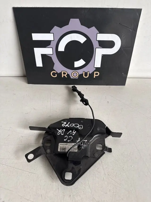 Cerradura techo derecha Peugeot 207 cc cabrio Referencia original : 9680079280