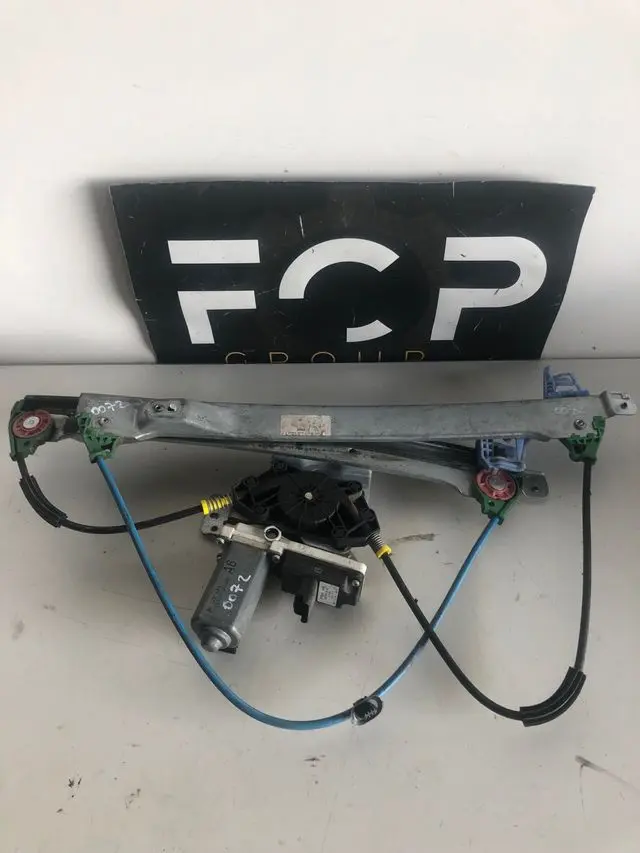 Elevalunas delantero izquierdo Citroen C2 3 puertas Referencia original : 9660160180