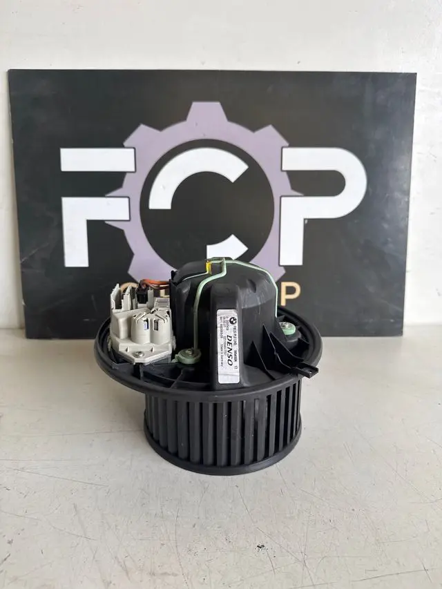 Motor de calefacción para BMW Serie 1 E87. Marca Denso Referencia : 985466N Resistencia Valeo Referencia : 985464F