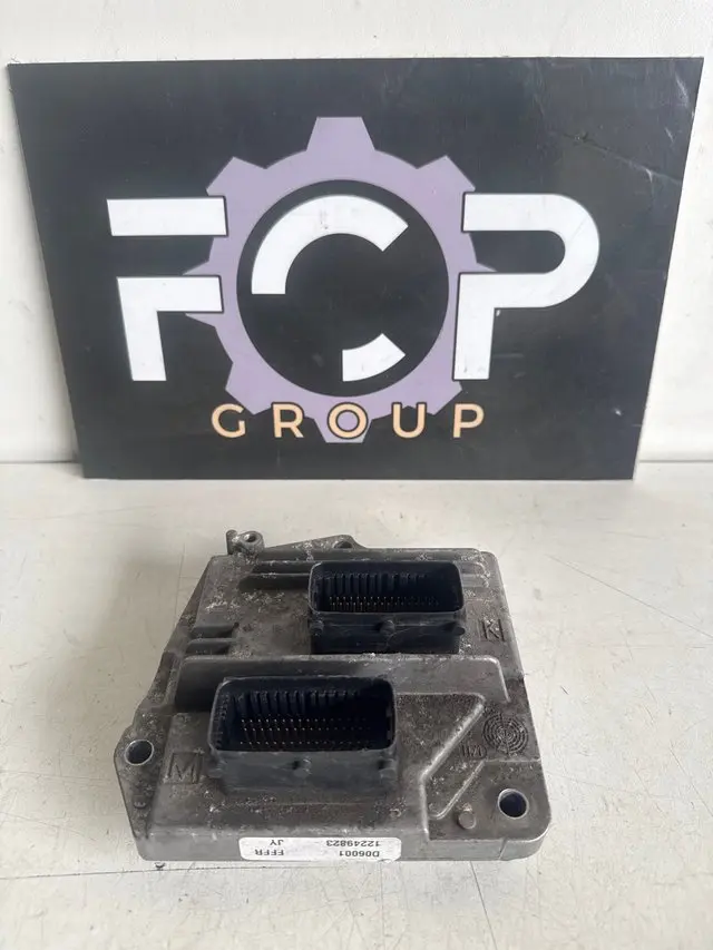 Centralita de motor para Opel Meriva A. Referencia : 12249823