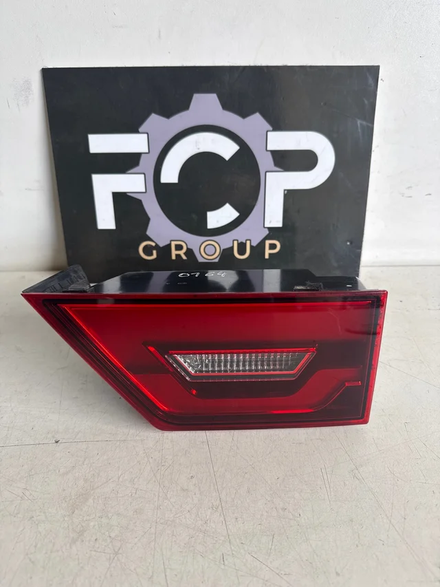 Piloto porton led trasero derecho Jaguar E-Pace 2017-> Referencia original : J9C313192-CC