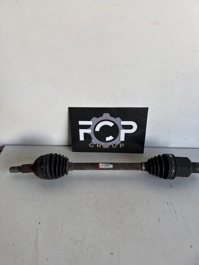 Transmisión delantera izquierda para Cadillac SRX. V6 3.6 gasolina 2003-2009 Referencia original : 25750598