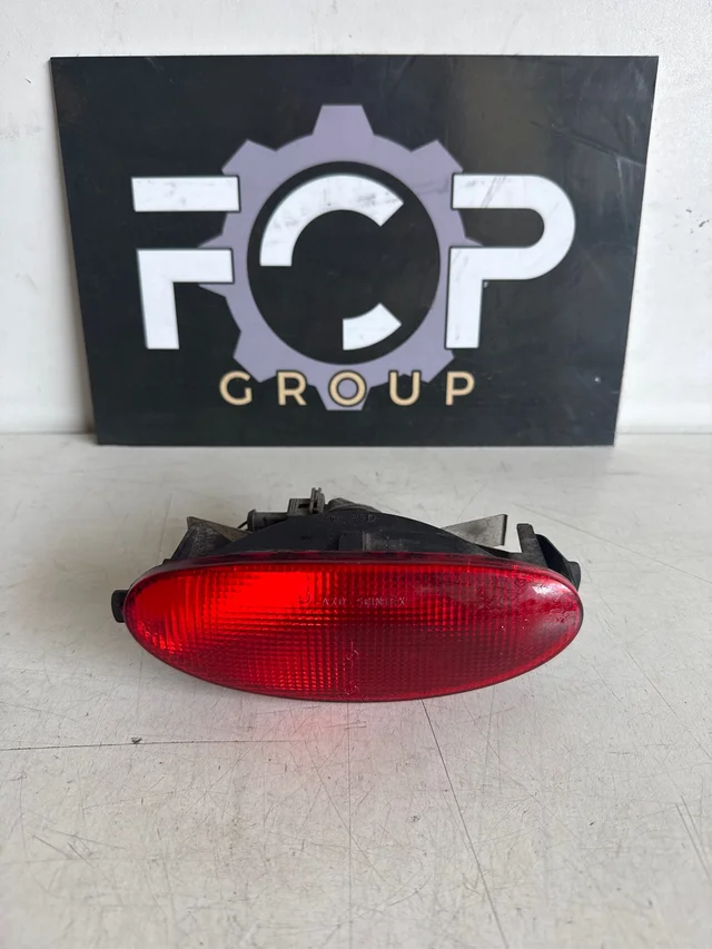 Piloto antiniebla trasero para Peugeot 206 / 206cc /206+