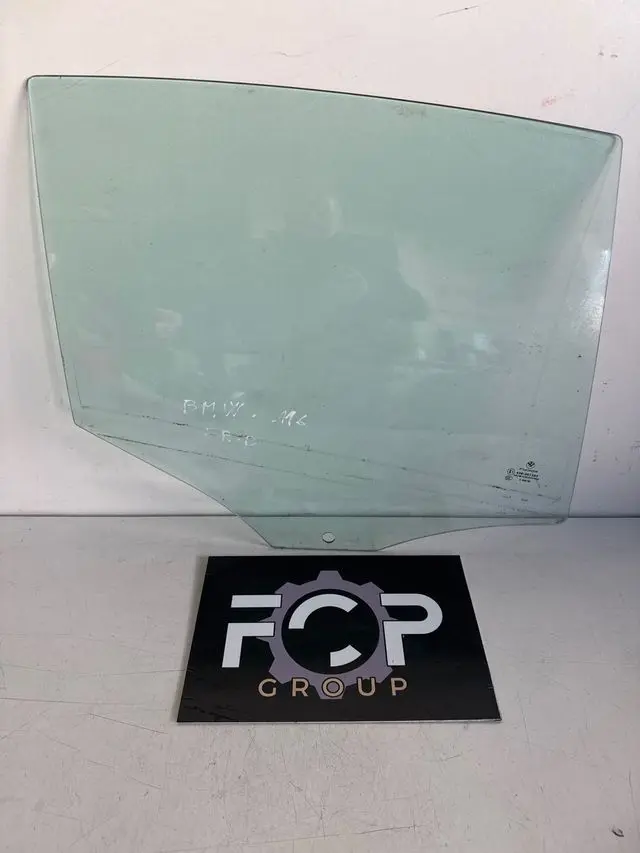  Cristal / Ventana Trasero derecho BMW seria 1 E81/E87 4 puertas