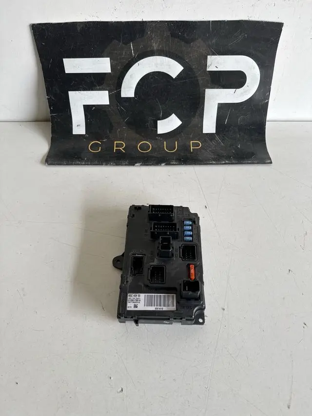 Caja de reles / fusibles BSC A04 Peugeot - Citroen Referencia Siemens : S120017001H Referencia original : 9656148180