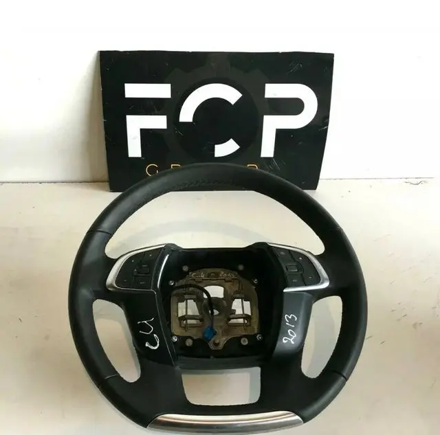 Volante multifuncion de cuero Citroën C4 2010-2018 Referencia original : 98039712ZD