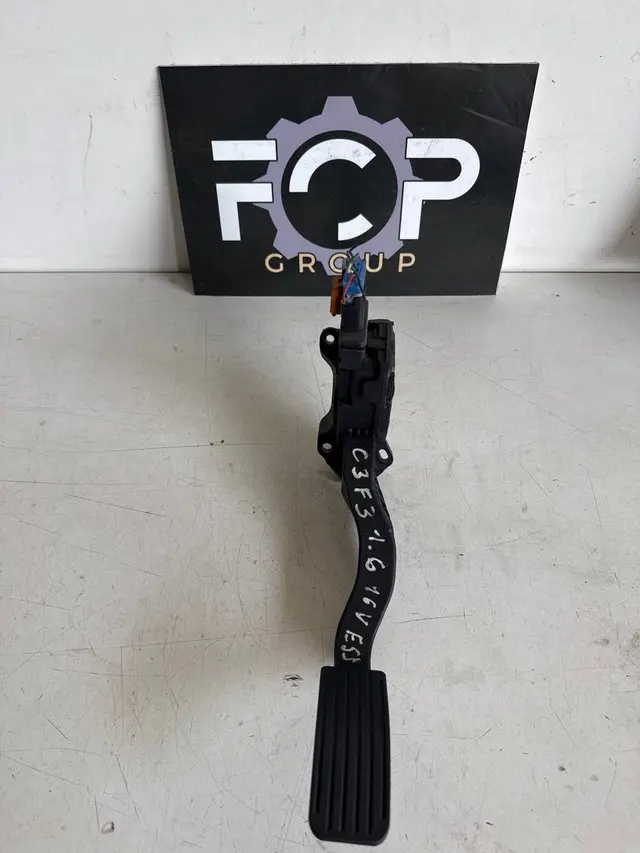Pedal de acelerador / potenciometro Peugeot 208 / Citroën c3 Referencia PSA : 9671433780 Referencia Hella : 6PV009949-41