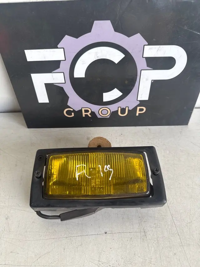 Faro antiniebla delantero Renault 19 seria 1 R19 F1 Marca Valeo (Color amarillo)