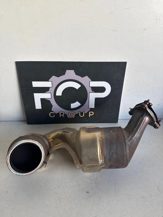 Catalizador / filtro de partículas 2.0 gasolina Jaguar E-Pace 2017-2019 / Range Rover Evoque 2015-2018 20.000 km Referencia original : HJ325E211AF / 2207436XD / JL62373026