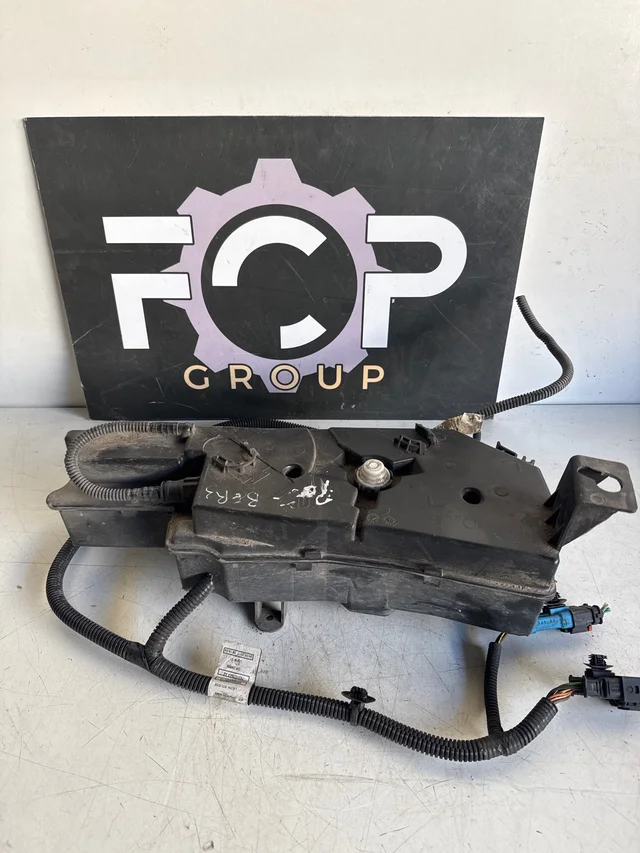 Depósito aditivo FAP Peugeot 5008 , Partner / Citroën Berlingo 2015-2018 Referencia original : 9802990980