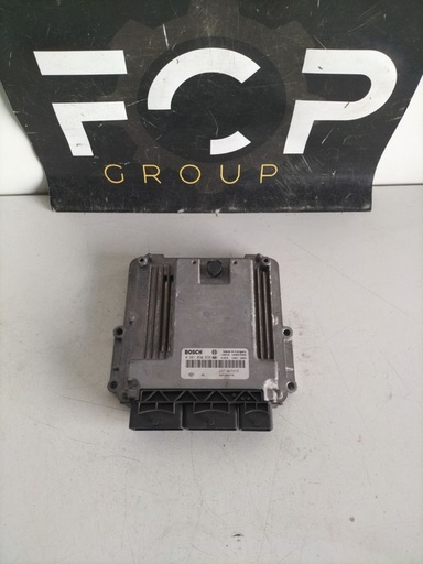 [ECU0250] Centralita motor Renault Referencia Bosch : 0281030973 Referencia original : :23710274R