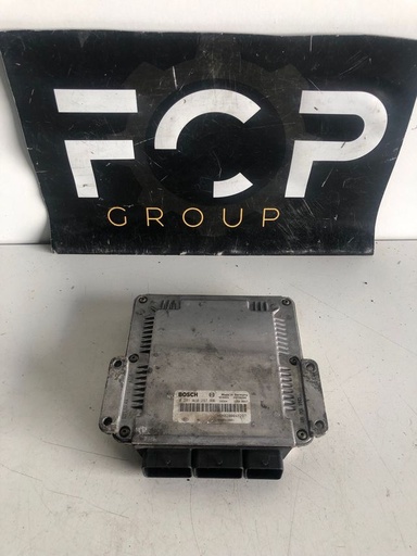 [ECU0220] Centralita motor ECU Bosch Renault Referencia Bosch : 0281010297 Referencia original : 8200048297 / 8200112661