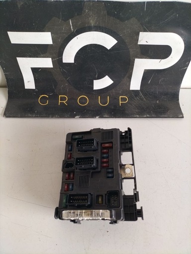 [BSM0004] BSM B3 - Caja de reles fusibles Peugeot - Citroen referencia original : 9643498880 / T118470003