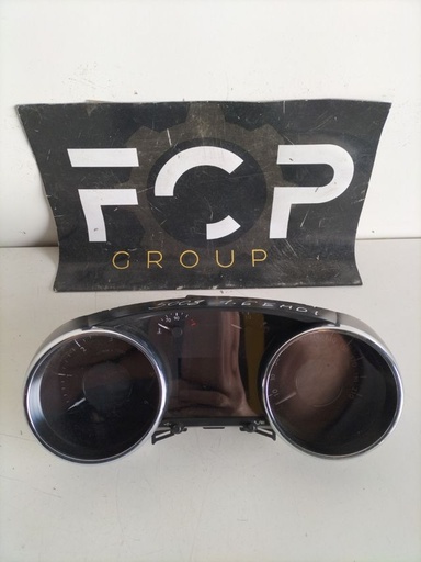 [C-TACH0113] Cuadro de instrumentos Peugeot 5008            Referencia original  : 9810477380