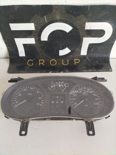 [C-TACH0125] Cuadro de intrumentos Renault Clio II                 Referencia original : 8200261119