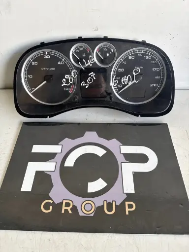 [C-TACH0157] Cuadro de instrumentos para Peugeot 307 con 280146km Referencia original : 9655476580