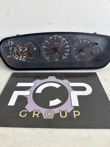 [C-TACH0175] Cuadro de instrumentos para Citroën C5 Gasolina Referencia original : 9635289280