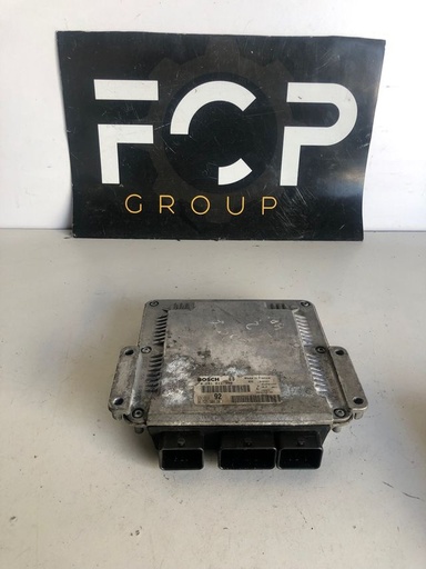 [ECU0021] Centralita motor Bosch Peugeot 807  / Citroën C8 Referencia original : 0281011334 / 9652590480 EDC15C2