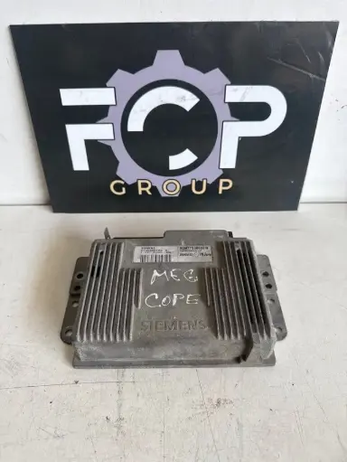 [ECU0323] Centralita motor Renault 1.6 gasolina Referencia original Renault : 7700860319 / 7700865810 Referencia Siemens : S105300103
